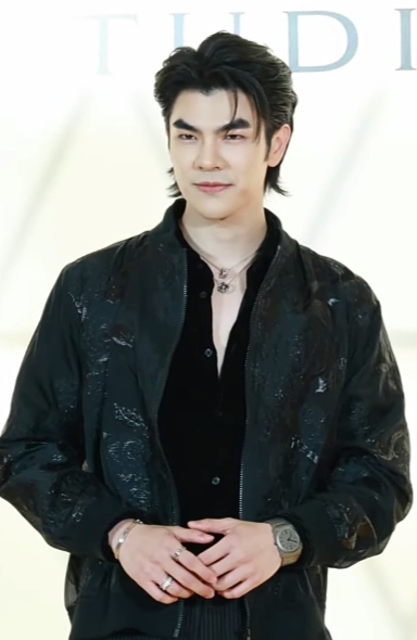 ภาคภูมิ ร่มไทรทอง